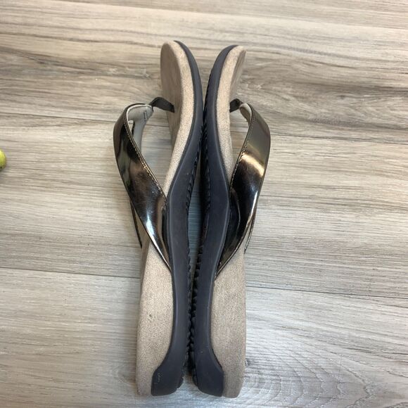 Vionic Dillon  toe post thong slide sandals Size 11 in Pewter - Picture 2 of 10